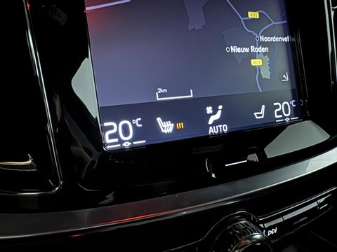 Volvo S60 2.0 T4 R-Design Autopilot Camera CarPlay Trekh. NAP