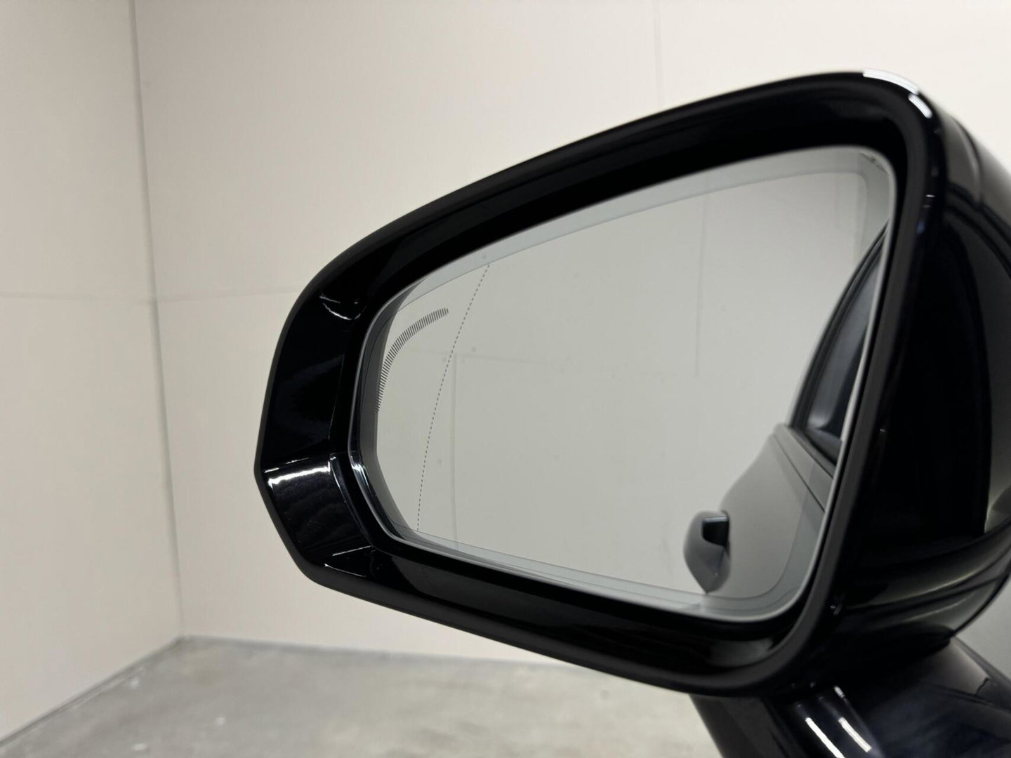 Volvo S60 2.0 T4 R-Design Autopilot Camera CarPlay Trekh. NAP