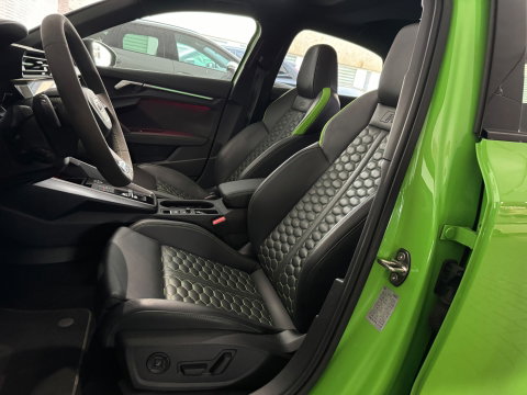 Audi RS3 Limousine 2.5 TFSI quattro Pano|Massage|Hulk|B&O|BlindSpot|ACC