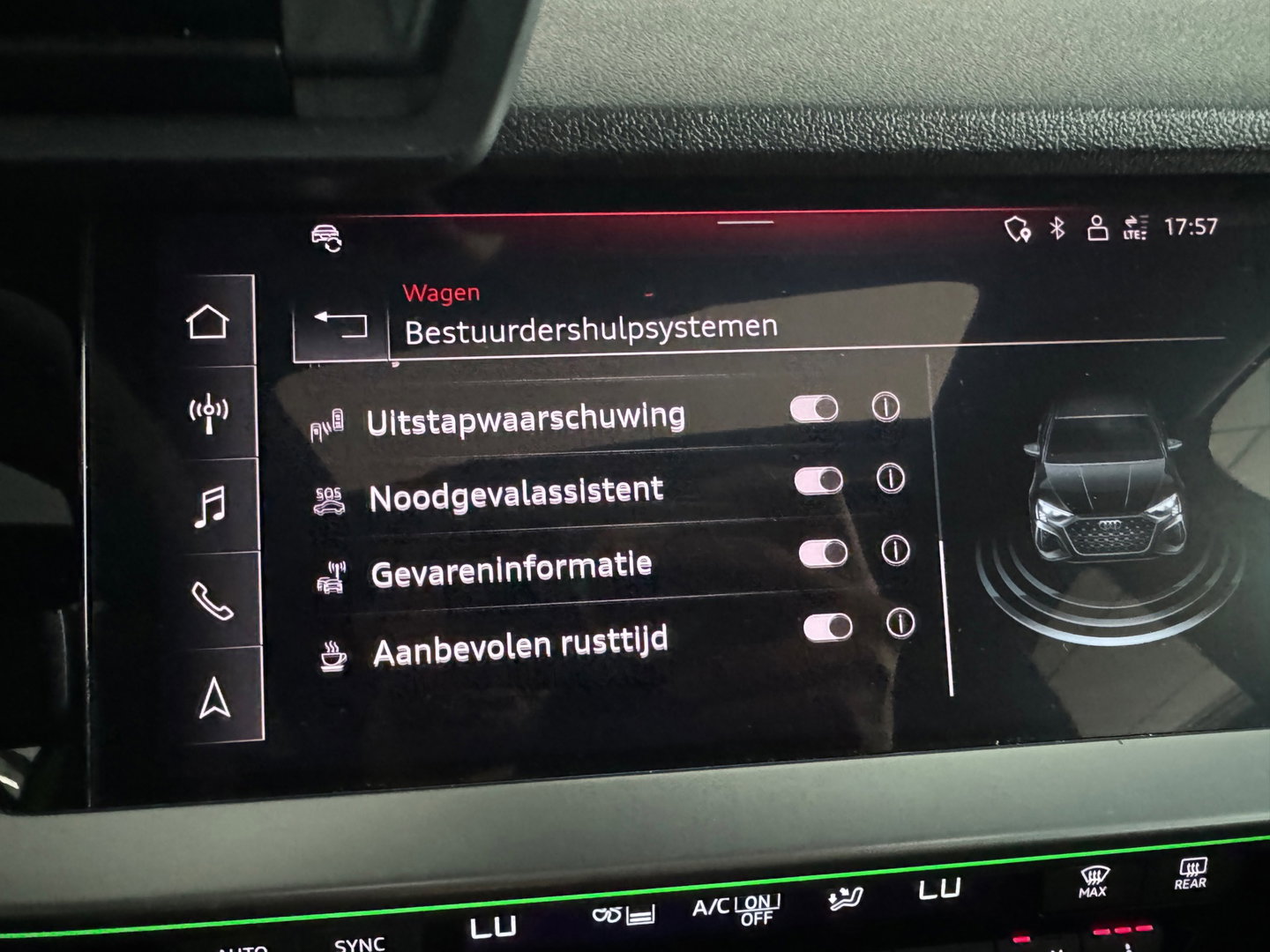 Audi RS3 Limousine 2.5 TFSI quattro Pano|Massage|Hulk|B&O|BlindSpot|ACC