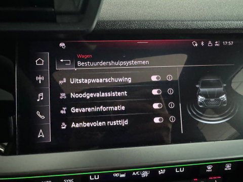 Audi RS3 Limousine 2.5 TFSI quattro Pano|Massage|Hulk|B&O|BlindSpot|ACC