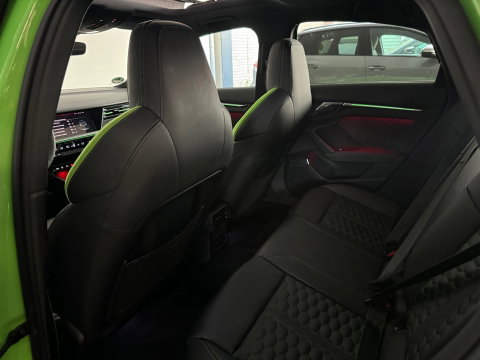 Audi RS3 Limousine 2.5 TFSI quattro Pano|Massage|Hulk|B&O|BlindSpot|ACC