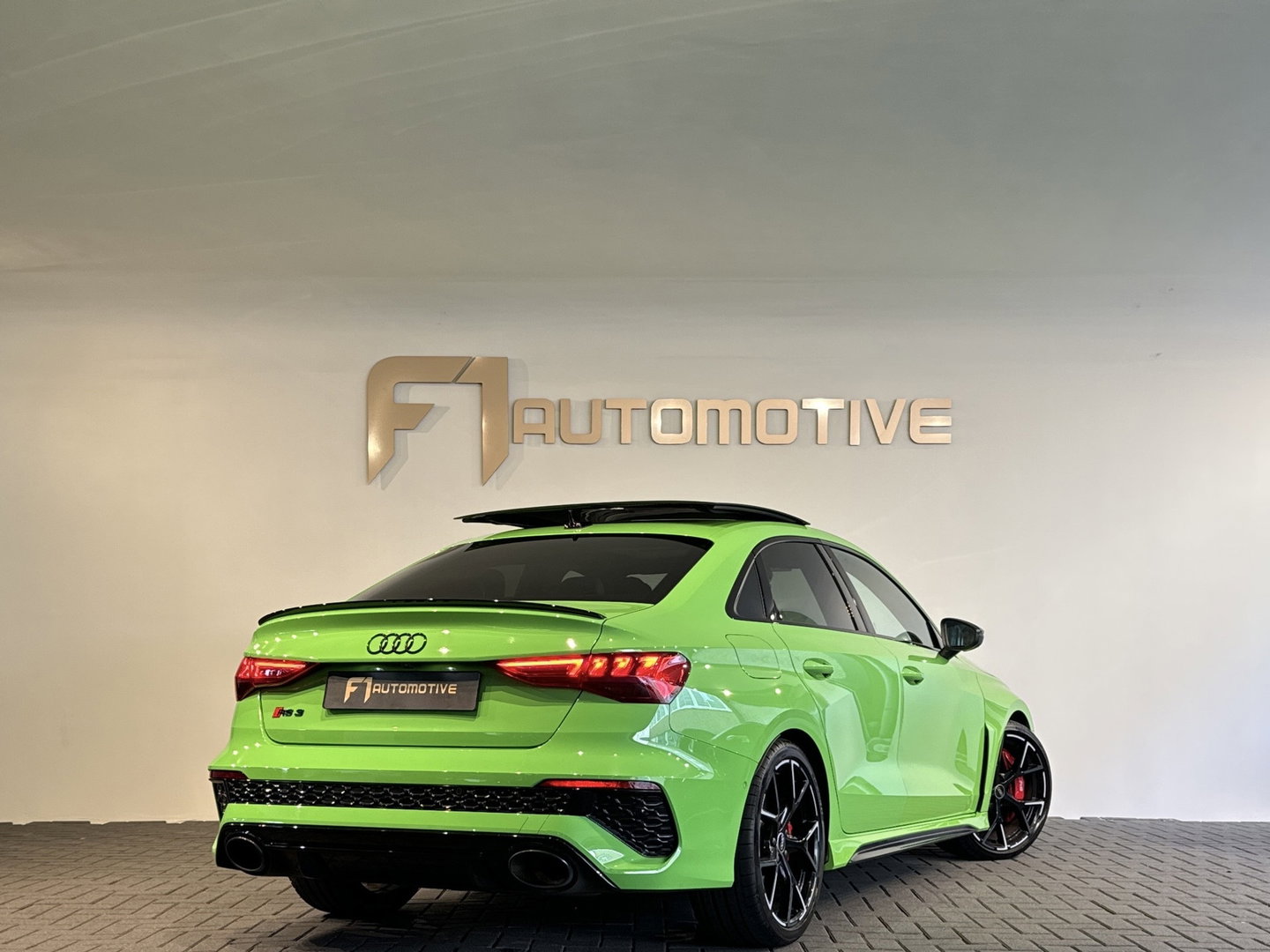 Audi RS3 Limousine 2.5 TFSI quattro Pano|Massage|Hulk|B&O|BlindSpot|ACC