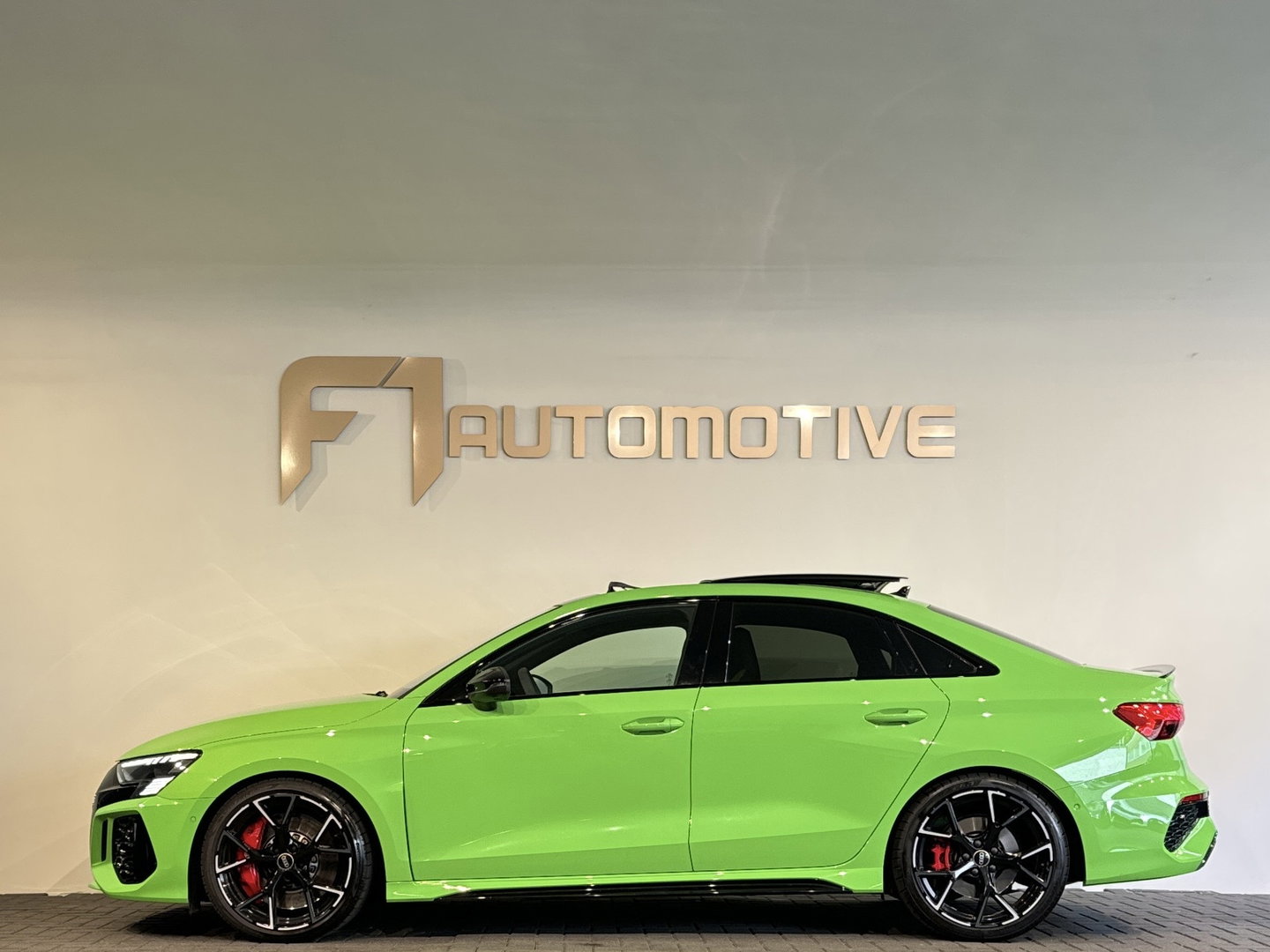 Audi RS3 Limousine 2.5 TFSI quattro Pano|Massage|Hulk|B&O|BlindSpot|ACC