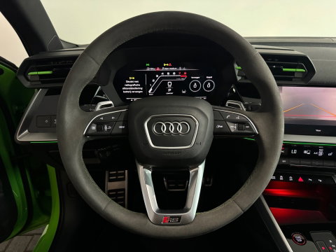 Audi RS3 Limousine 2.5 TFSI quattro Pano|Massage|Hulk|B&O|BlindSpot|ACC