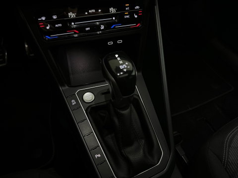 Volkswagen Taigo 1.5 TSI R-Line Business Pano|Keyless|ACC|Lane Assist|Stoelverwarming