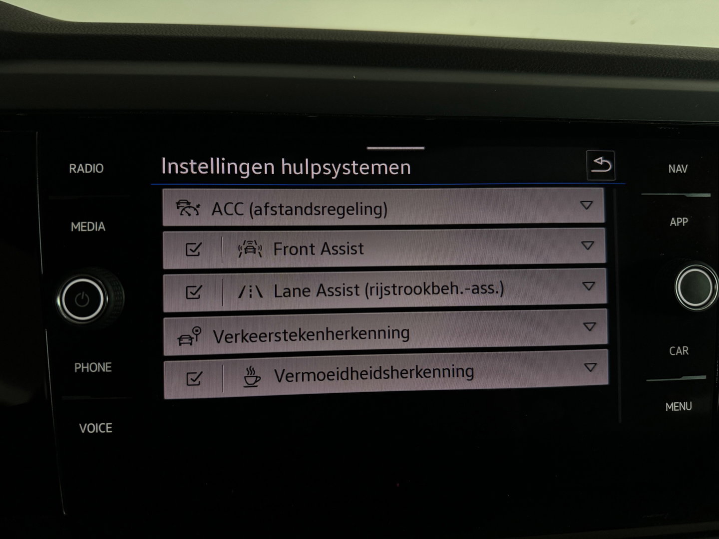 Volkswagen Taigo 1.5 TSI R-Line Business Pano|Keyless|ACC|Lane Assist|Stoelverwarming