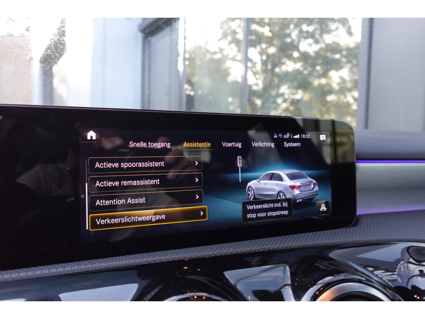 Mercedes-Benz A-Klasse 250 e Solution AMG Limited PANO SFEER