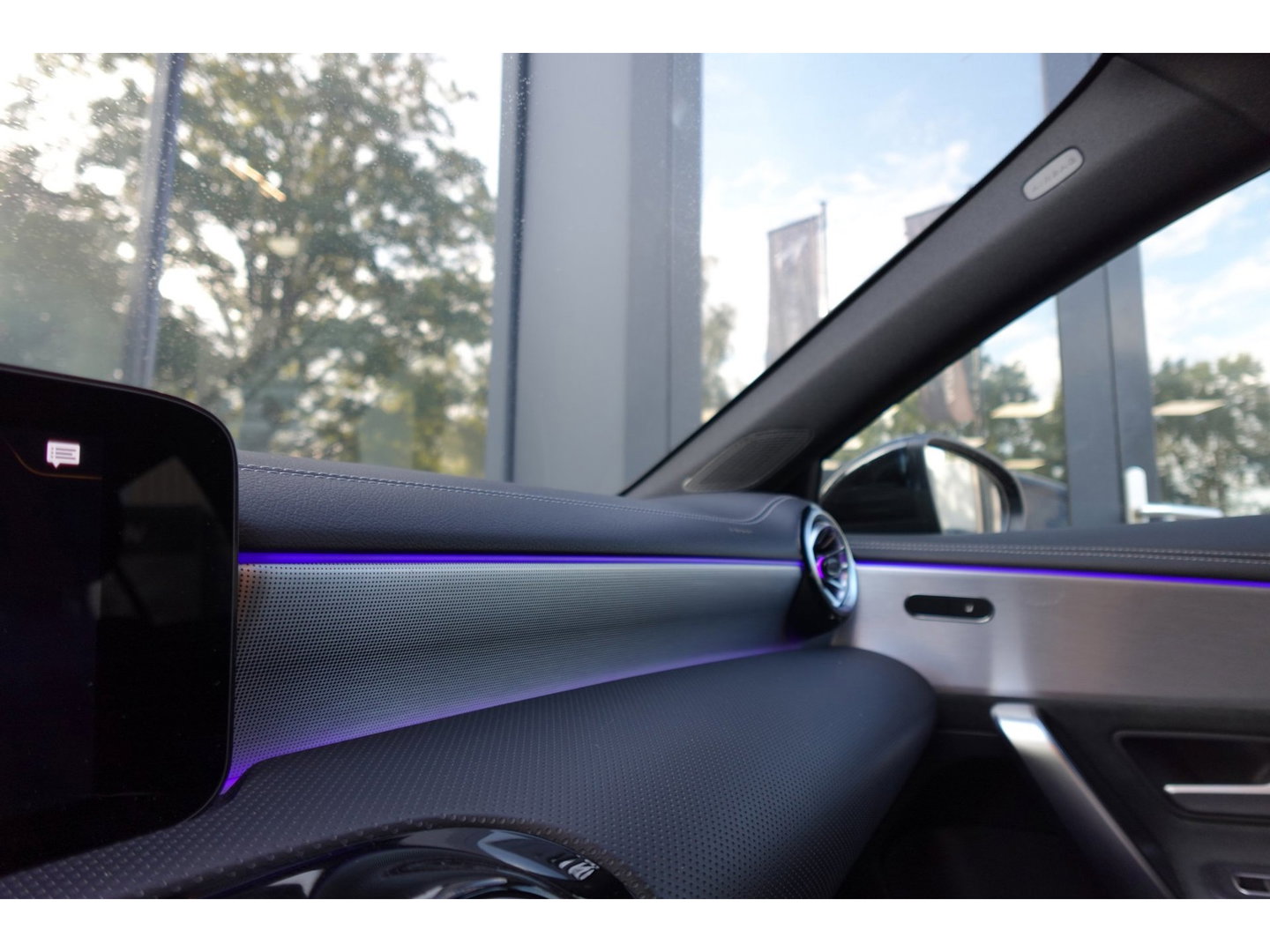 Mercedes-Benz A-Klasse 250 e Solution AMG Limited PANO SFEER