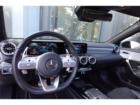 Mercedes-Benz A-Klasse 250 e Solution AMG Limited PANO SFEER