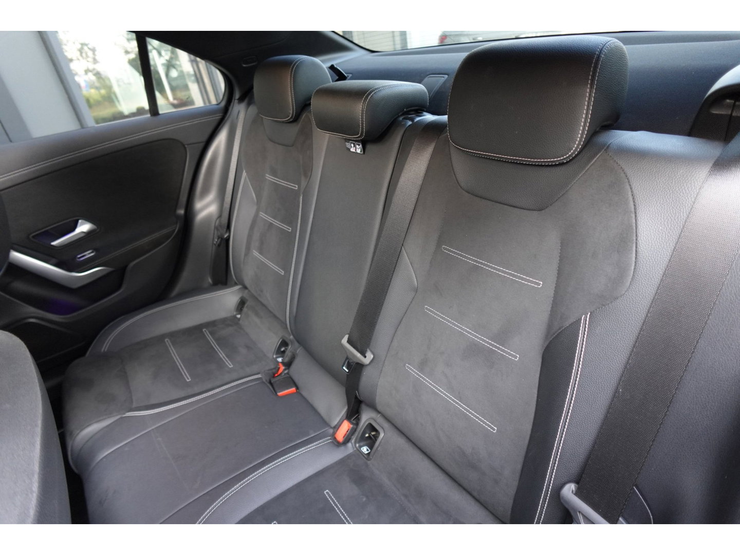 Mercedes-Benz A-Klasse 250 e Solution AMG Limited PANO SFEER