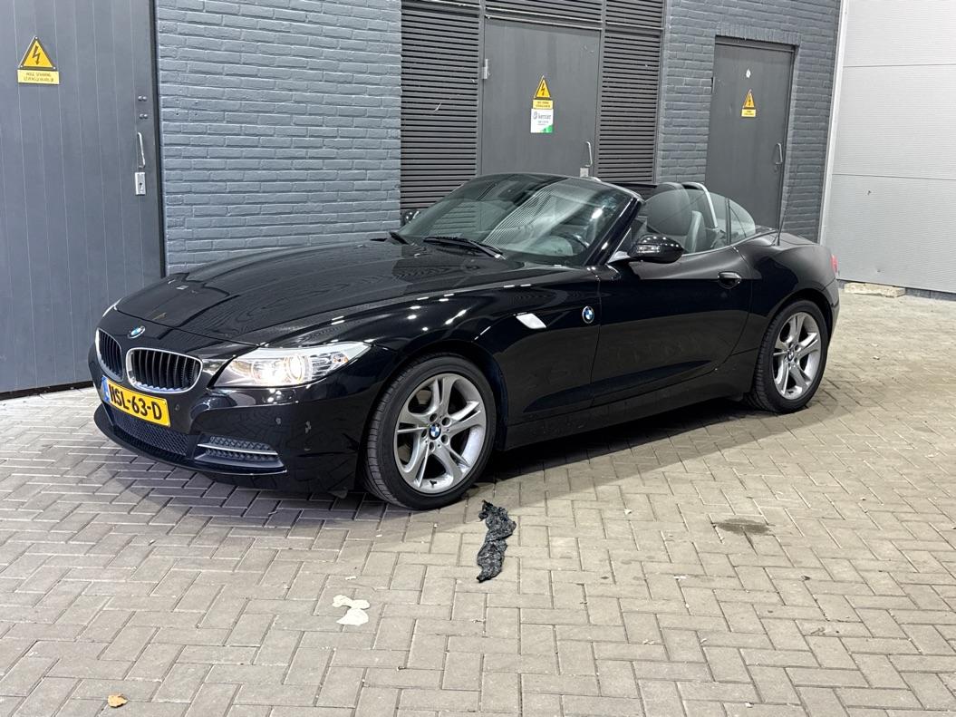 BMW Z4 Roadster sDrive23i Executive | Youngtimer | 6-Cilinder | Leder | Navigatie | 17 inch | Historie aanwezig
