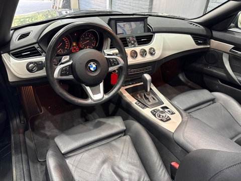 BMW Z4 Roadster sDrive23i Executive | Youngtimer | 6-Cilinder | Leder | Navigatie | 17 inch | Historie aanwezig