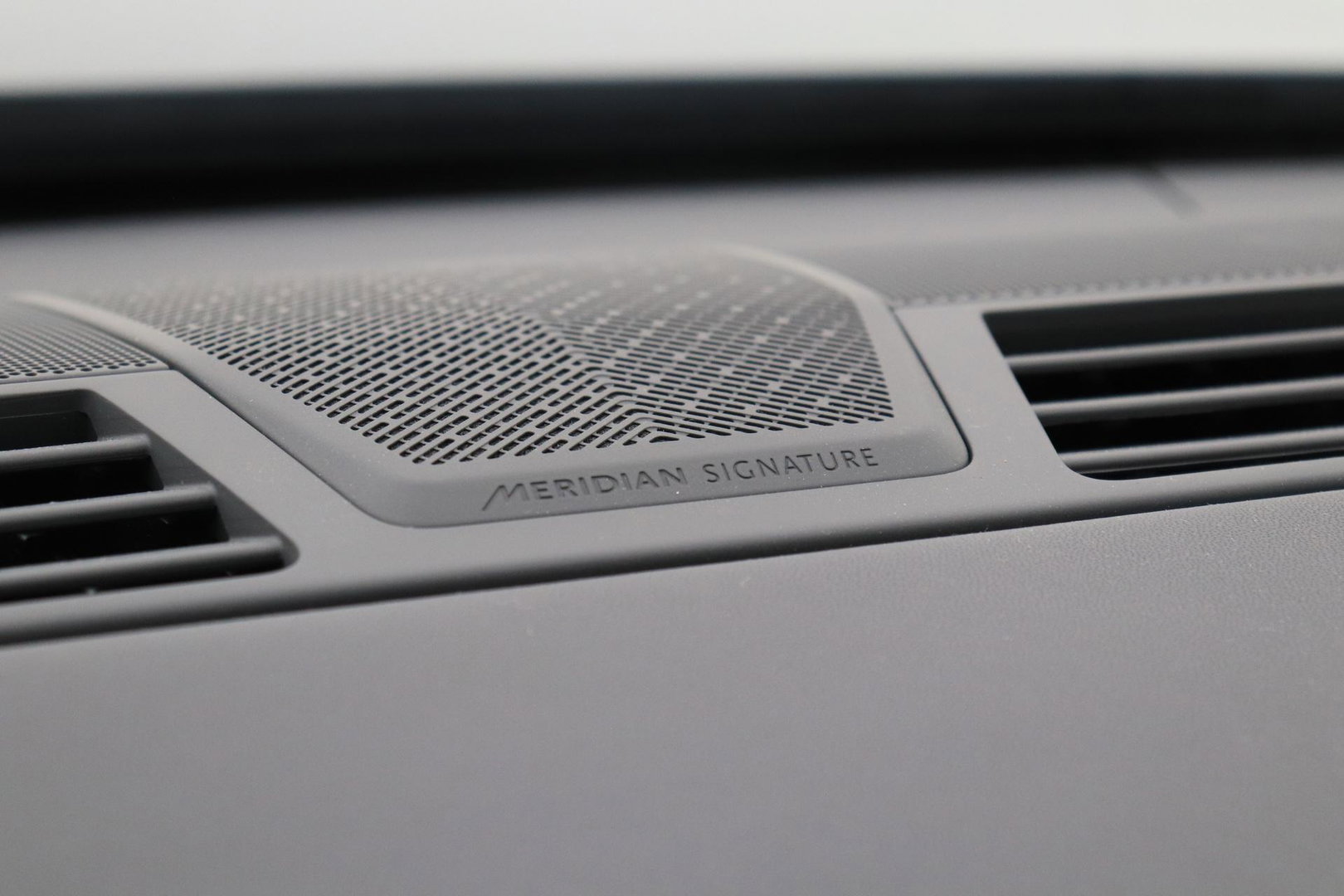 Land Rover Range Rover 3.0 P550e Autobiography PHEV | 23 inch | Meridian Signature | Panoramadak | Leder