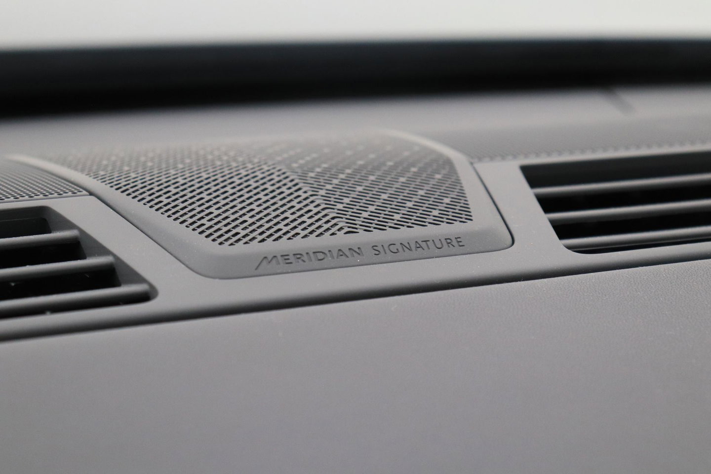 Land Rover Range Rover 3.0 P550e Autobiography PHEV | 23 inch | Meridian Signature | Panoramadak | Leder