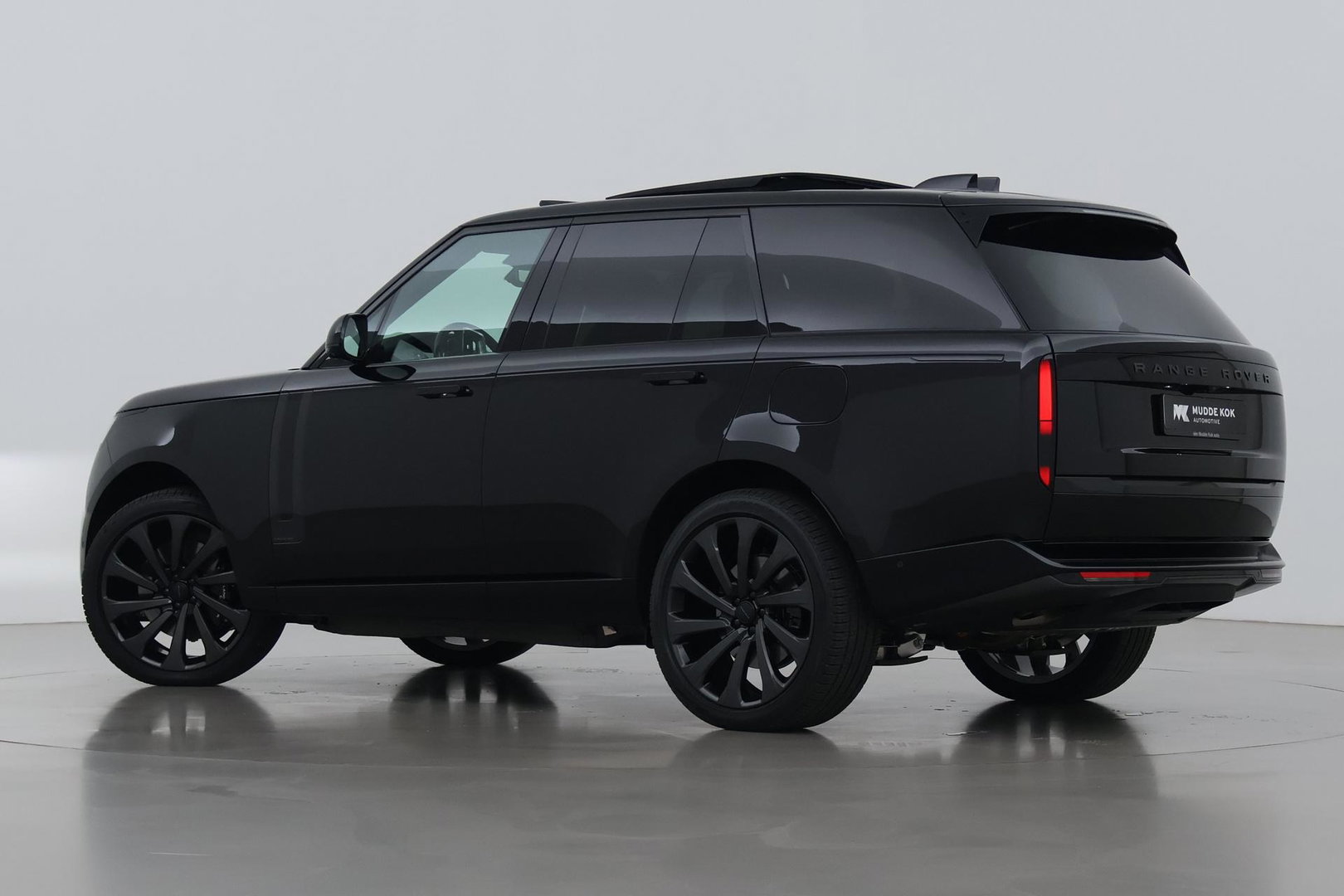 Land Rover Range Rover 3.0 P550e Autobiography PHEV | 23 inch | Meridian Signature | Panoramadak | Leder