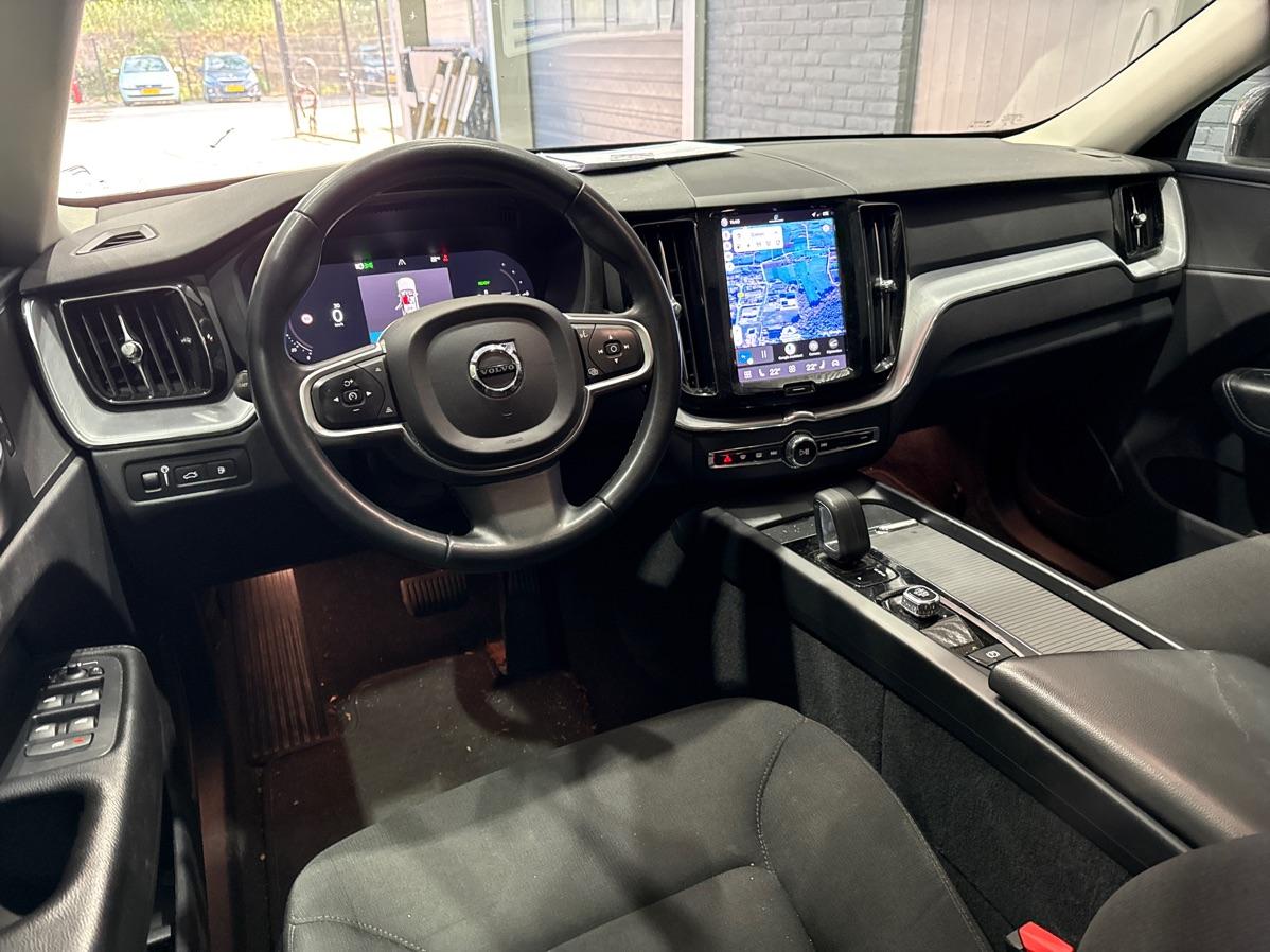 Volvo XC60 T6 Inscription | Google | Trekhaak | Panoramadak | DAB | 19 INCH