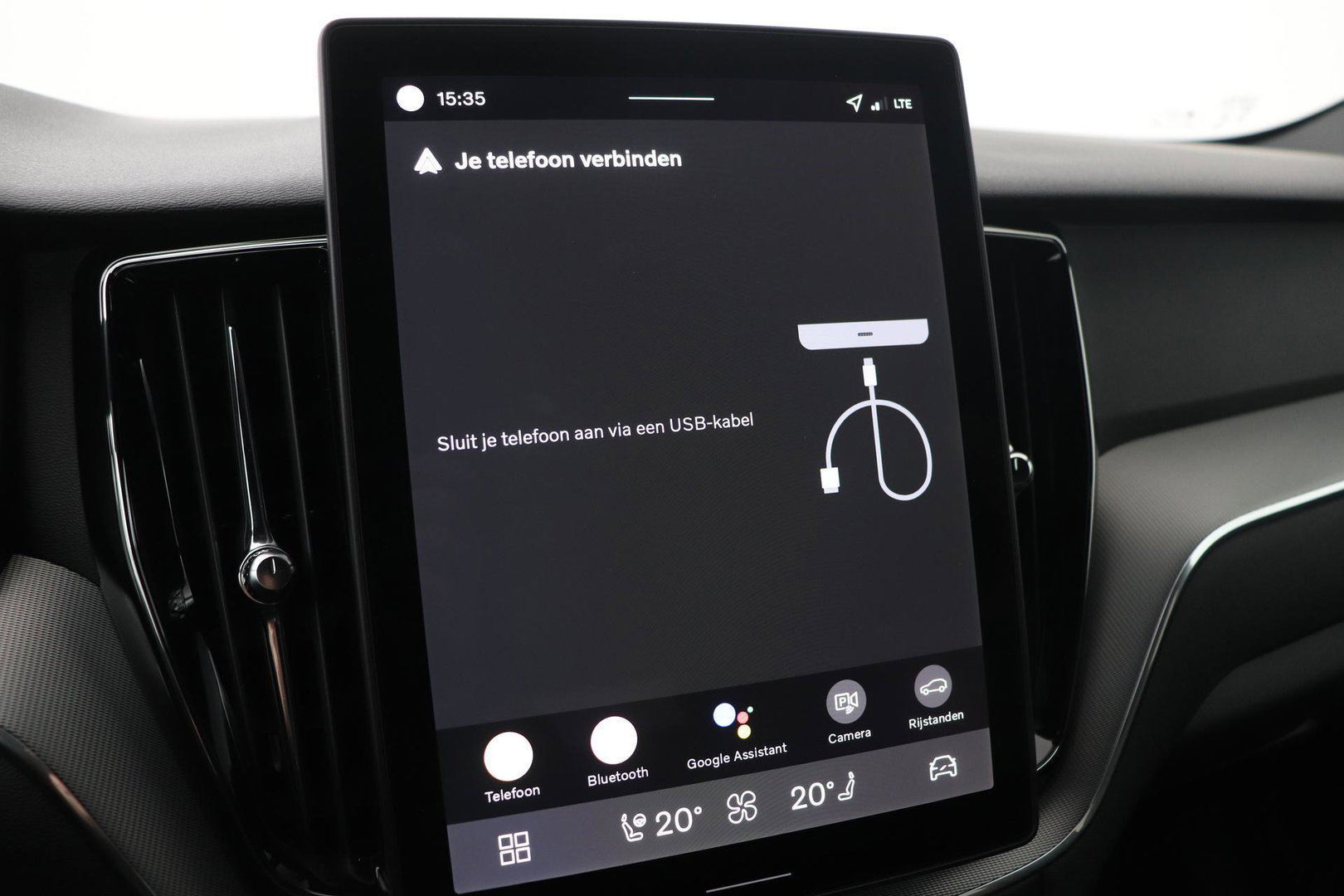 Volvo XC60 T8 Plus Black Edition | FACELIFT | 360° Camera | Harman/Kardon | ACC | Stoel+Stuurverwarming | BLIS