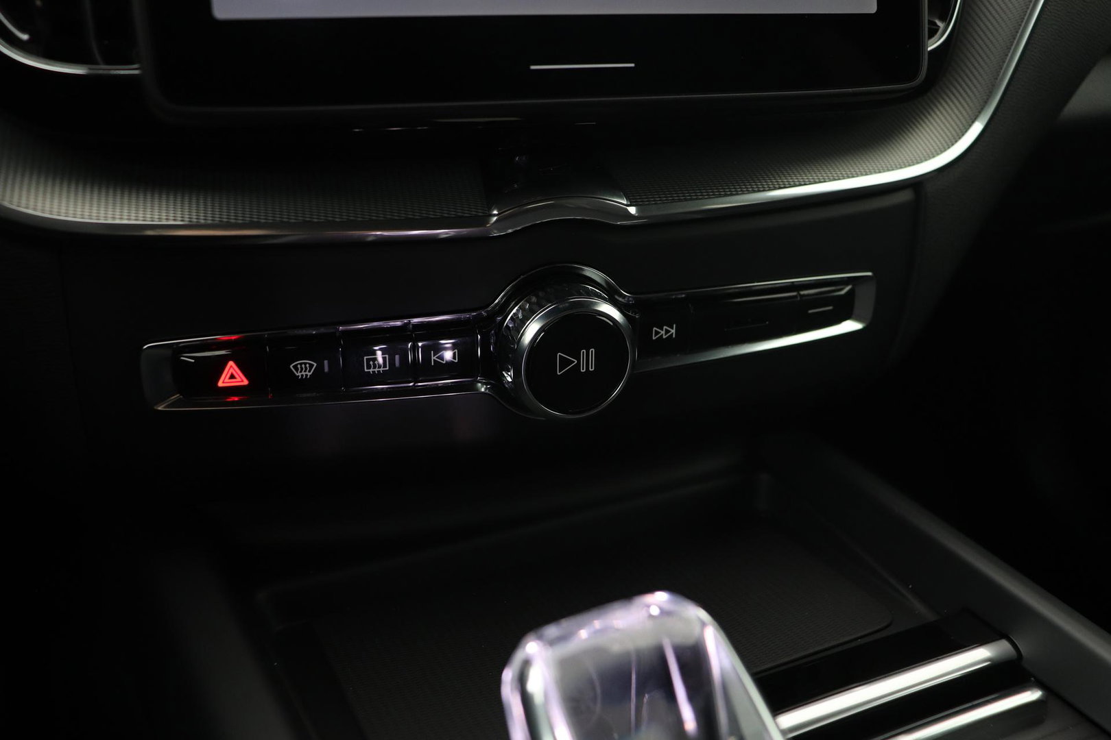 Volvo XC60 T8 Plus Black Edition | FACELIFT | 360° Camera | Harman/Kardon | ACC | Stoel+Stuurverwarming | BLIS