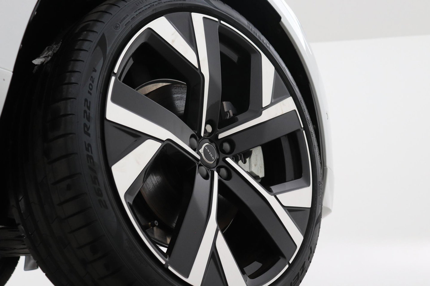 Volvo XC60 T8 Plus Black Edition | FACELIFT | 360° Camera | Harman/Kardon | ACC | Stoel+Stuurverwarming | BLIS