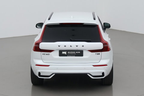 Volvo XC60 T8 Plus Black Edition | FACELIFT | 360° Camera | Harman/Kardon | ACC | Stoel+Stuurverwarming | BLIS
