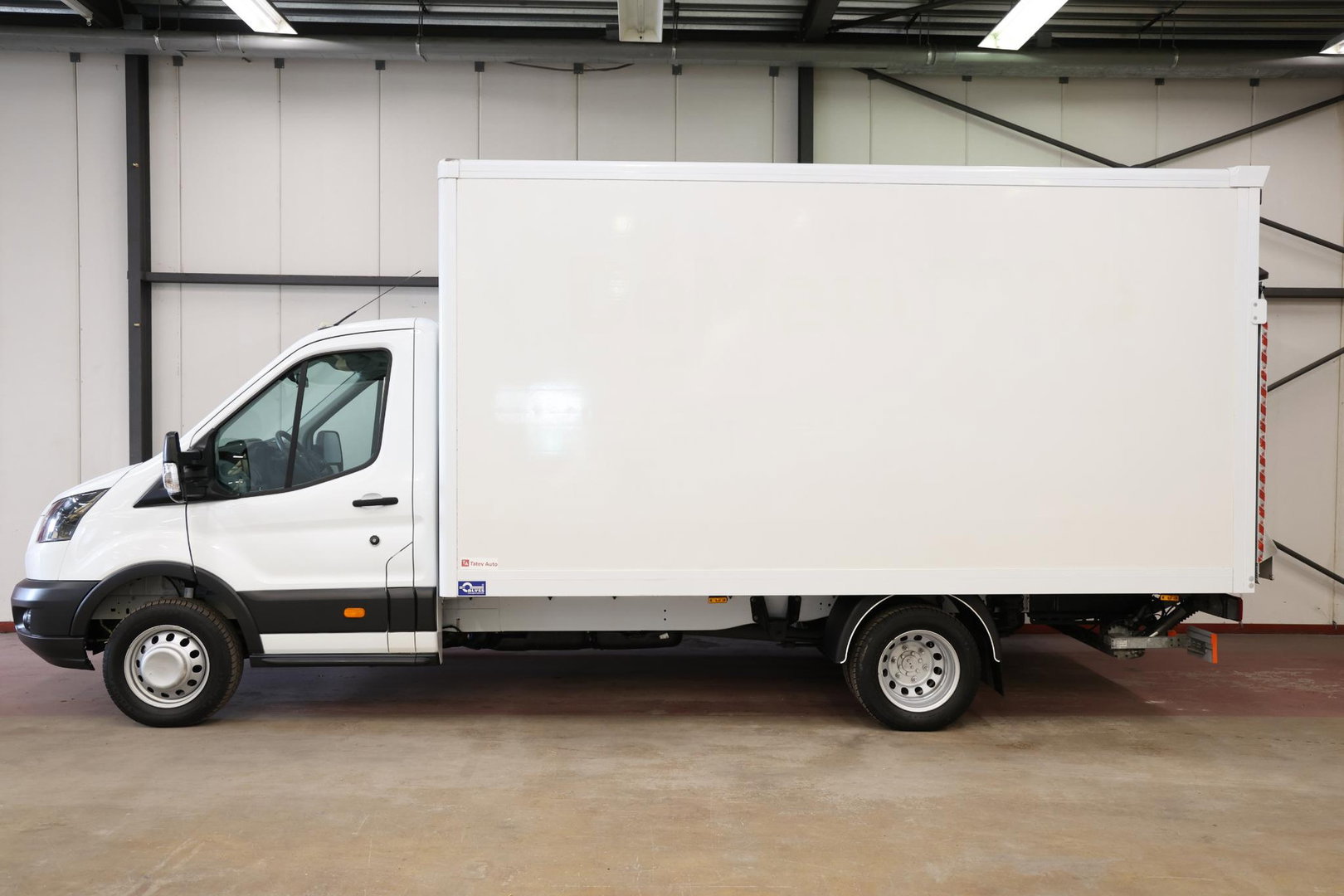 Ford Transit 2.0 TDCI BAKWAGEN MET LAADKLEP EURO 6