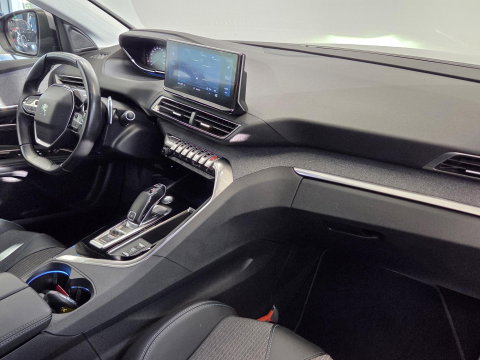 Peugeot 5008 1.2 PureTech Blue Lease Allure 7-Persoons Navigatie Full-led