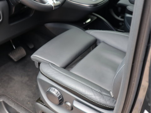 Mercedes-Benz EQV 300 L3 Extra lang - 7 Persoons - Avantgarde - Airmatic - AMG