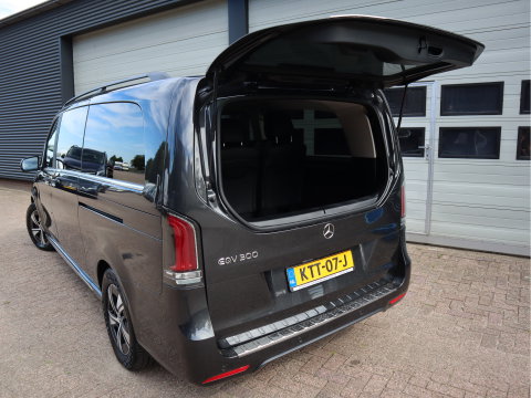 Mercedes-Benz EQV 300 L3 Extra lang - 7 Persoons - Avantgarde - Airmatic - AMG