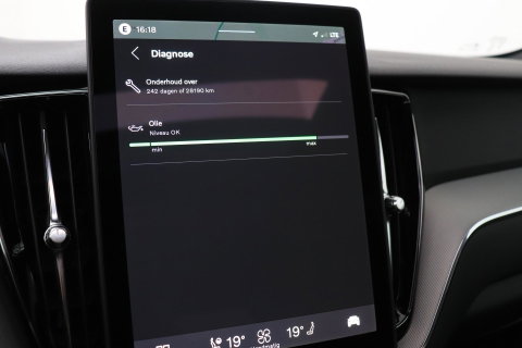 Volvo XC60 T6 Plus Black Edition | Harman/Kardon | Pilot Assist | Panoramadak | 360° Camera | Head-Up | Stoel+Stuurverwarming | 21 Inch