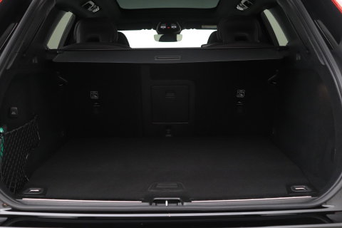 Volvo XC60 2.0 T6 Plug-in hybrid AWD Plus Black Edition | Panoramadak | Harman/Kardon | BLIS | Sportstoelen