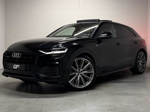 Audi Q8 55 TFSI e quattro S-line Pano Sfeer Luchtver. Trekh.