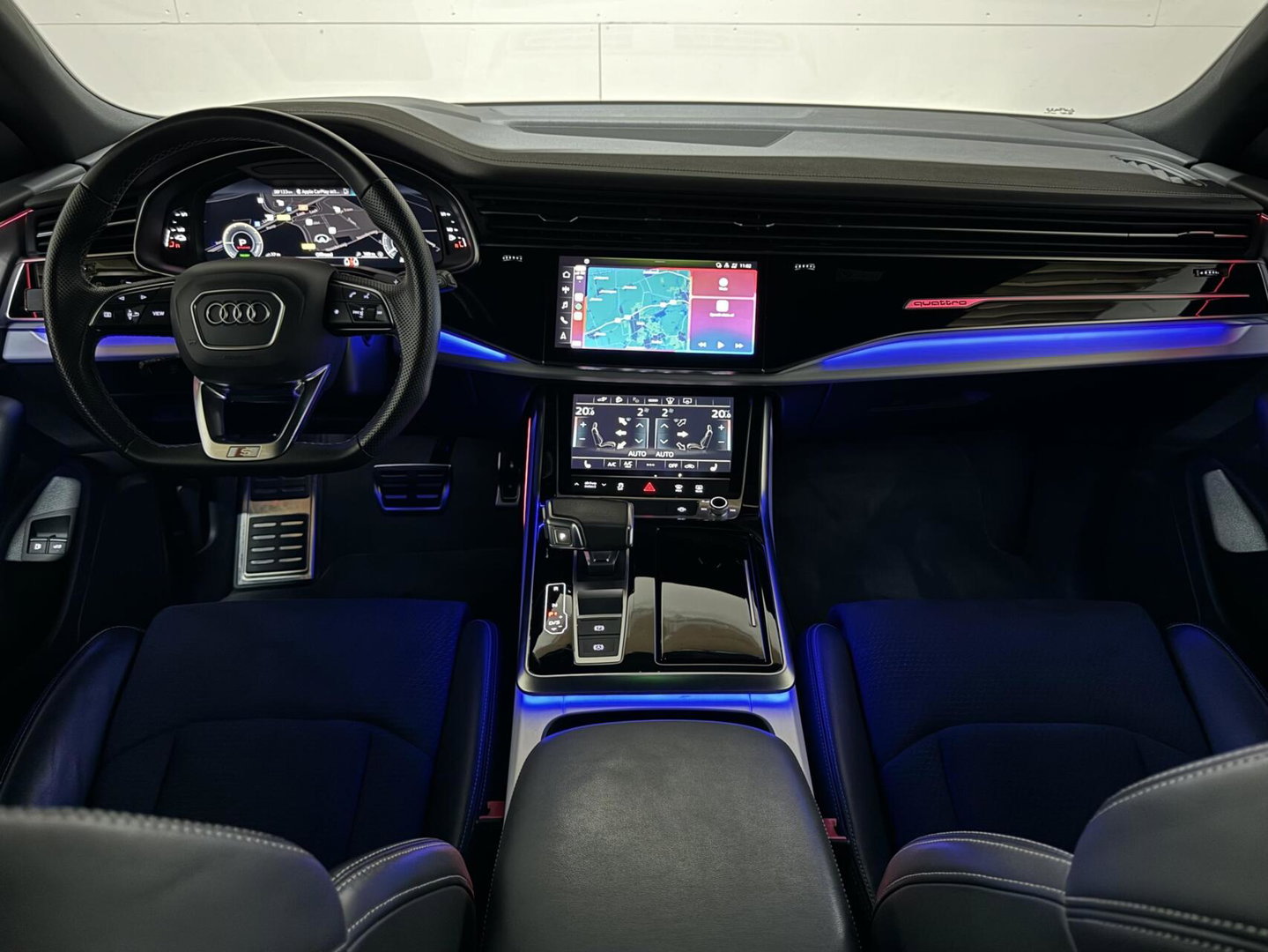 Audi Q8 55 TFSI e quattro S-line Pano Sfeer Luchtver. Trekh.
