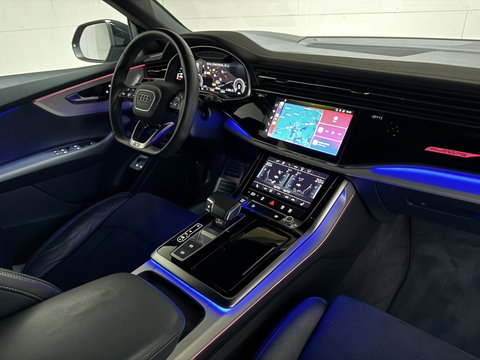 Audi Q8 55 TFSI e quattro S-line Pano Sfeer Luchtver. Trekh.