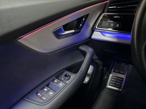 Audi Q8 55 TFSI e quattro S-line Pano Sfeer Luchtver. Trekh.