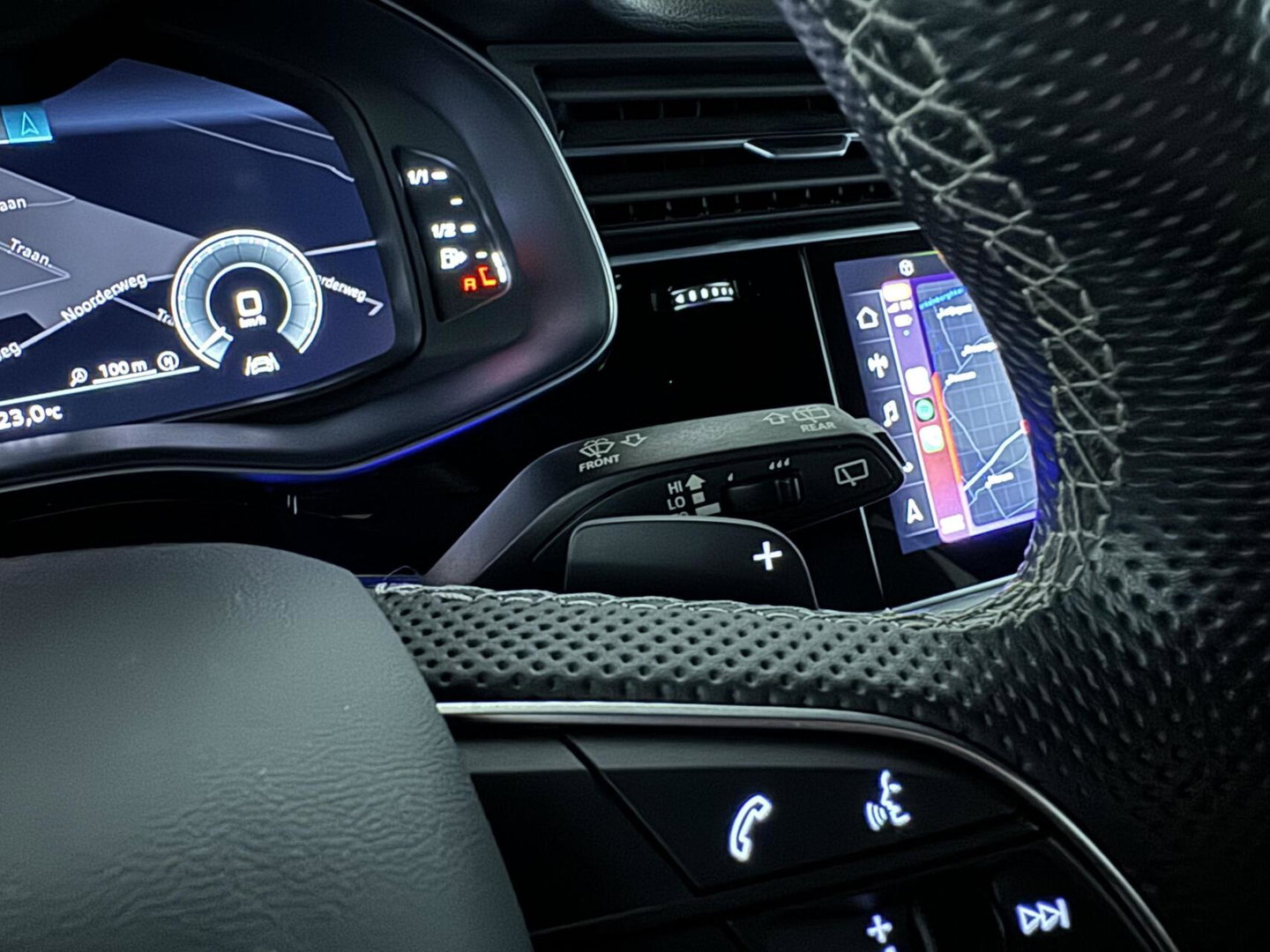 Audi Q8 55 TFSI e quattro S-line Pano Sfeer Luchtver. Trekh.