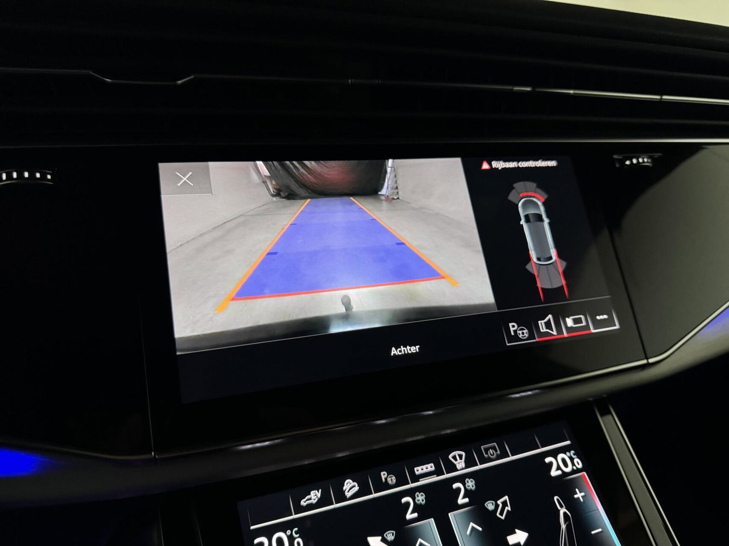 Audi Q8 55 TFSI e quattro S-line Pano Sfeer Luchtver. Trekh.
