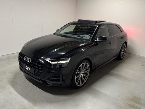 Audi Q8 55 TFSI e quattro S-line Pano Sfeer Luchtver. Trekh.