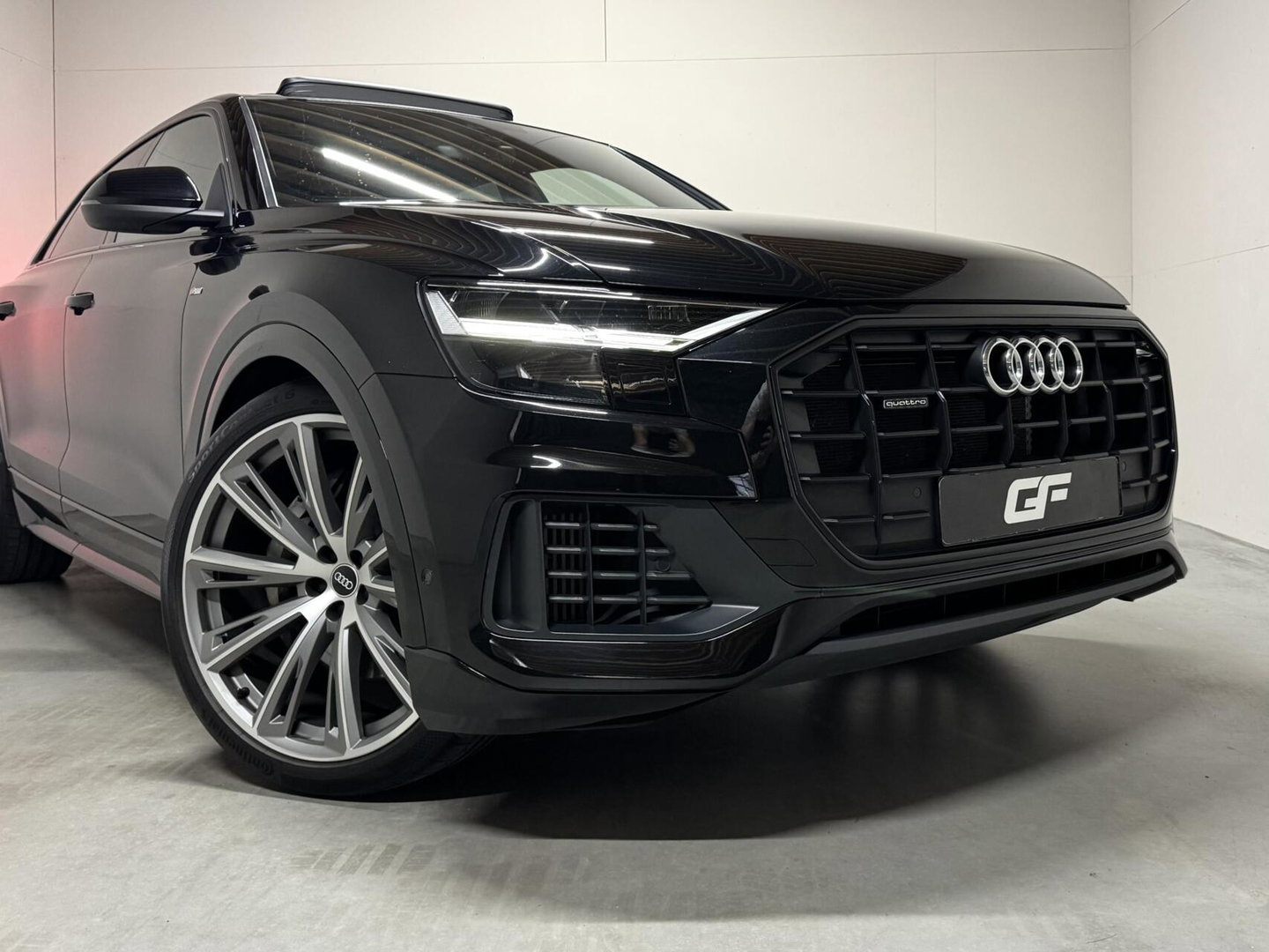 Audi Q8 55 TFSI e quattro S-line Pano Sfeer Luchtver. Trekh.