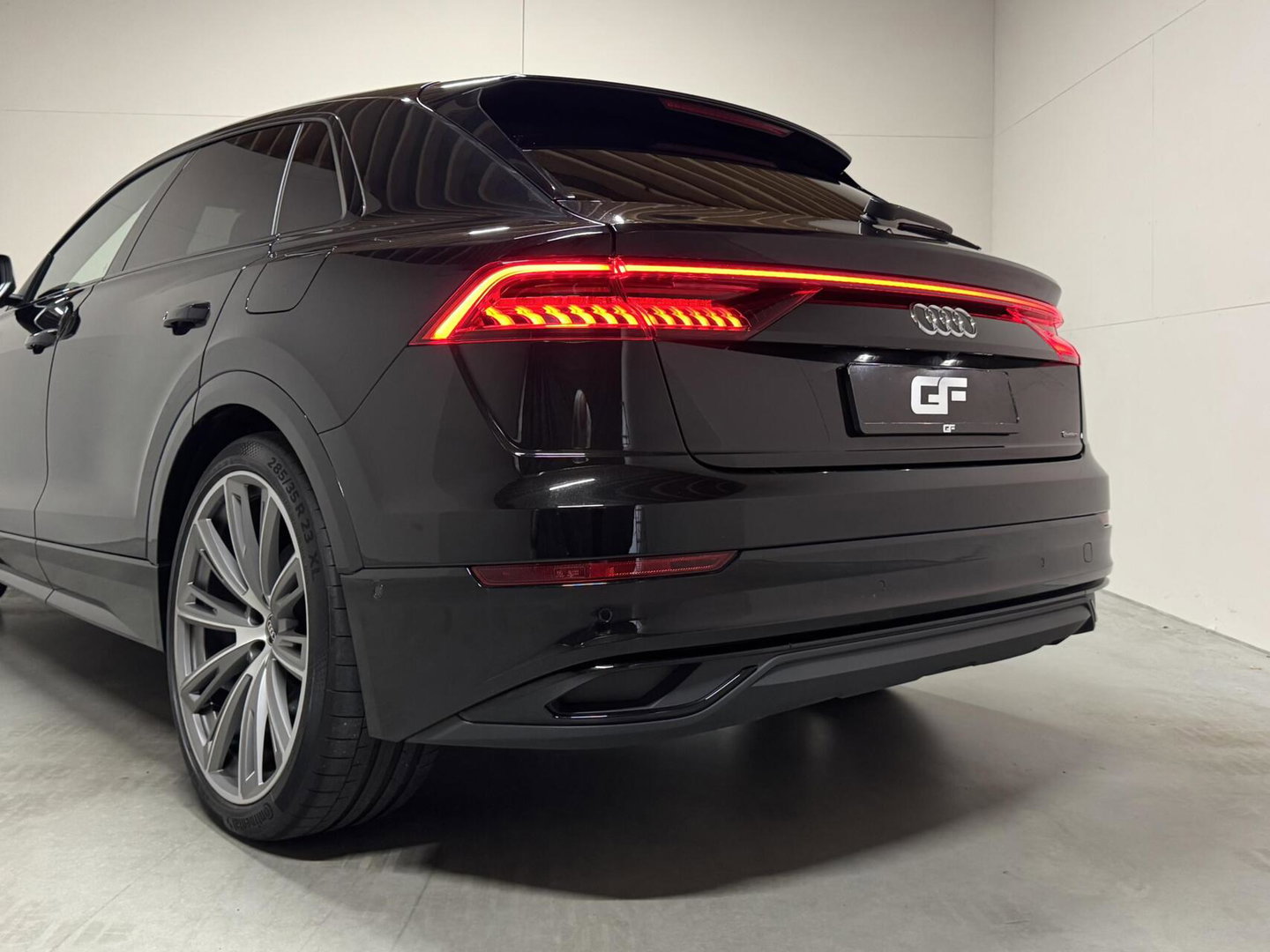 Audi Q8 55 TFSI e quattro S-line Pano Sfeer Luchtver. Trekh.