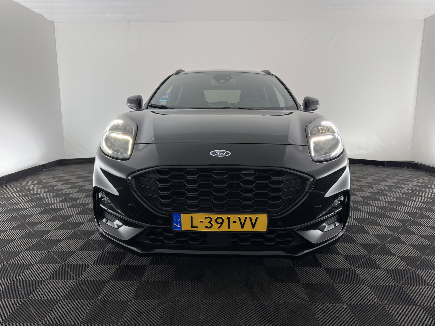 Ford Puma 1.0 EcoBoost Hybrid ST-Line X (INCL-BTW) *LEATHER-FABRIC | ADAPTIVE-CRUISE | FULL-LED | BANG&OLUSEN |  BLIND-SPOT | CAMERA | HEATED-SPORTSEATS | DIGI-COCKPIT | NAVI-FULLMAP | PRIVACY-GLASS | AMBIENT-LIGHT | TOWBAR | 18''A