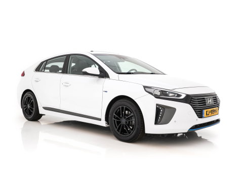 Hyundai IONIQ 1.6 GDi First Edition Aut. *PANO | LEATHER | XENON | ADAPTIVE-CRUISE | MEMORY-PACK | BLIND-SPOT | HEATED-COMFORTSEATS | NAVI-FULLMAP | CAMERA | KEYLESS | ECC | PDC | 15''ALU*