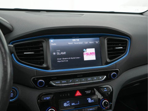 Hyundai IONIQ 1.6 GDi First Edition Aut. *PANO | LEATHER | XENON | ADAPTIVE-CRUISE | MEMORY-PACK | BLIND-SPOT | HEATED-COMFORTSEATS | NAVI-FULLMAP | CAMERA | KEYLESS | ECC | PDC | 15''ALU*
