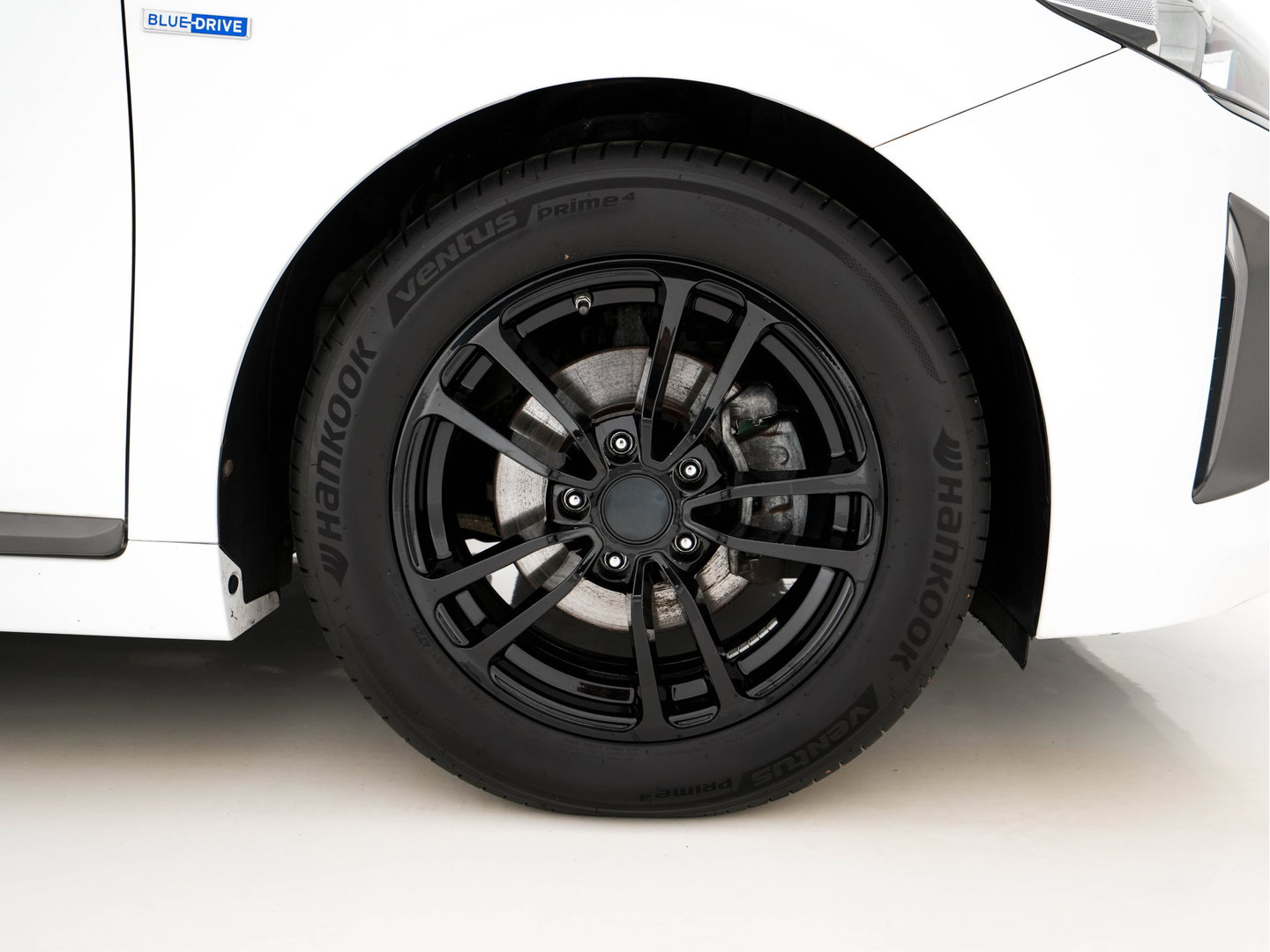 Hyundai IONIQ 1.6 GDi First Edition Aut. *PANO | LEATHER | XENON | ADAPTIVE-CRUISE | MEMORY-PACK | BLIND-SPOT | HEATED-COMFORTSEATS | NAVI-FULLMAP | CAMERA | KEYLESS | ECC | PDC | 15''ALU*