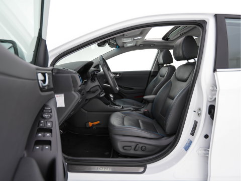 Hyundai IONIQ 1.6 GDi First Edition Aut. *PANO | LEATHER | XENON | ADAPTIVE-CRUISE | MEMORY-PACK | BLIND-SPOT | HEATED-COMFORTSEATS | NAVI-FULLMAP | CAMERA | KEYLESS | ECC | PDC | 15''ALU*