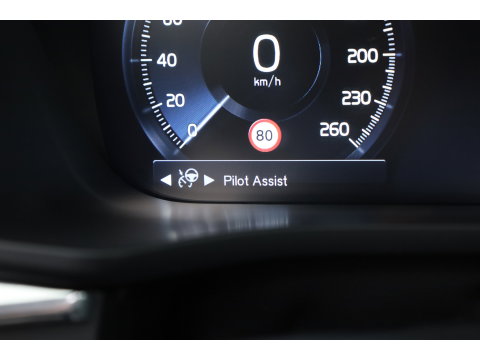 Volvo XC60 2.0 T8 Twin Engine AWD R-Design | Prijs Rijklaar | Vol | Luchtvering | Stoelventilatie | Trekhaak | 21 inch |