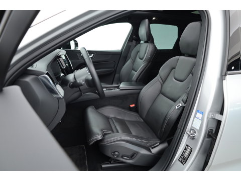 Volvo XC60 2.0 T8 Twin Engine AWD R-Design | Prijs Rijklaar | Vol | Luchtvering | Stoelventilatie | Trekhaak | 21 inch |