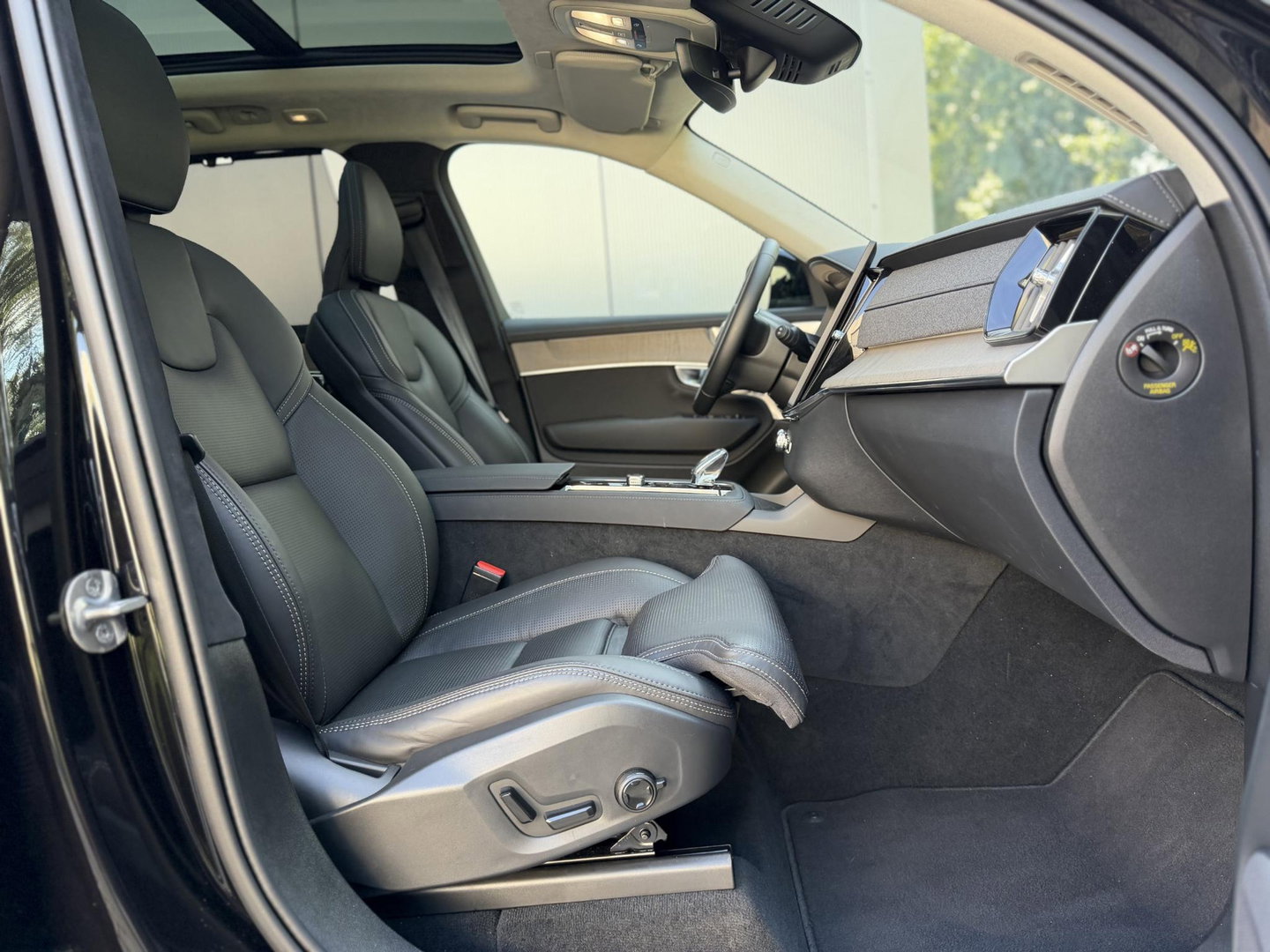 Volvo XC90 2.0 T8 Plug-in hybrid AWD Ultra Dark |Full Option|Pano|B&W|Massage/Ventilatie|Luchtvering|Trekhaak