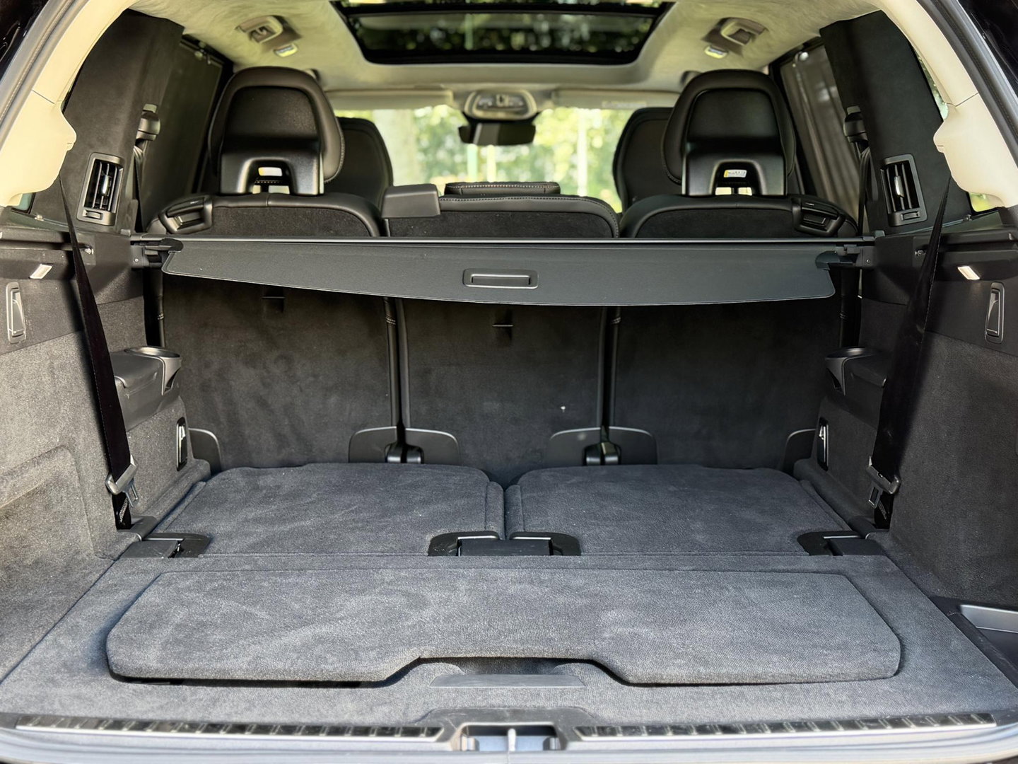 Volvo XC90 2.0 T8 Plug-in hybrid AWD Ultra Dark |Full Option|Pano|B&W|Massage/Ventilatie|Luchtvering|Trekhaak