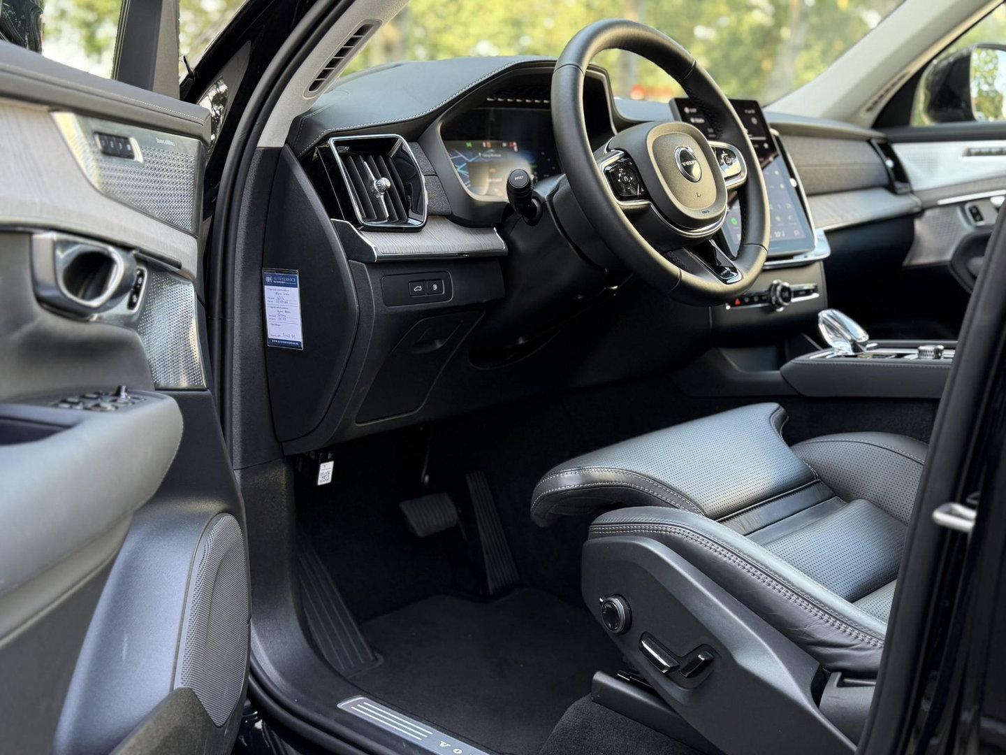 Volvo XC90 2.0 T8 Plug-in hybrid AWD Ultra Dark |Full Option|Pano|B&W|Massage/Ventilatie|Luchtvering|Trekhaak